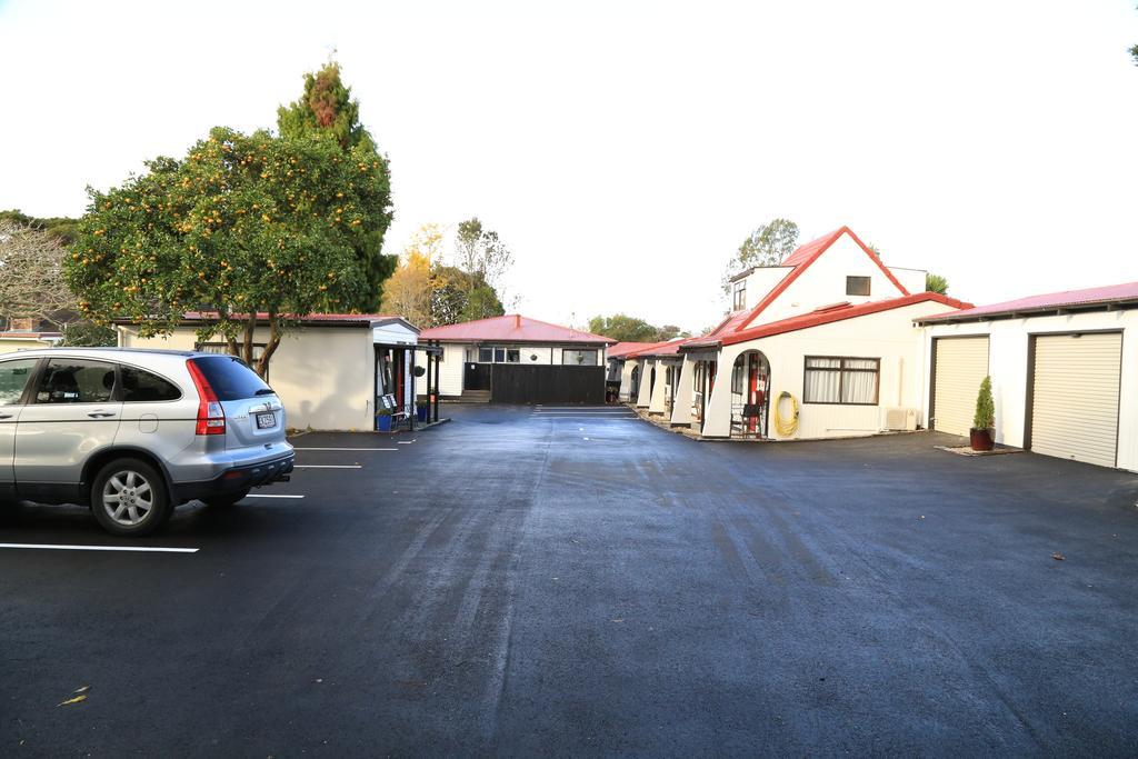 Papakura Motor Lodge & Motel Exterior foto