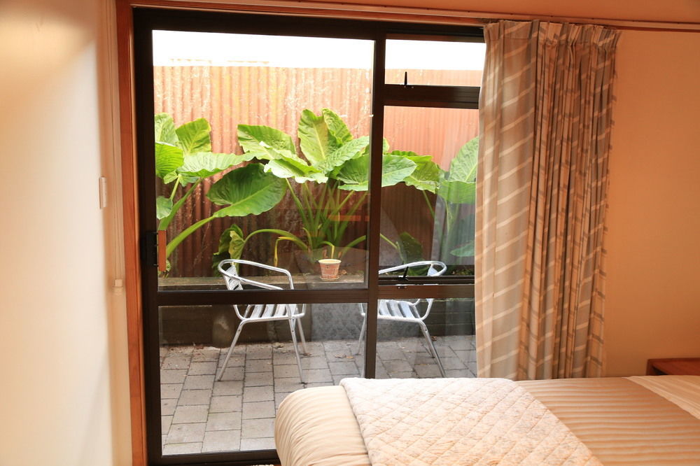 Papakura Motor Lodge & Motel Exterior foto