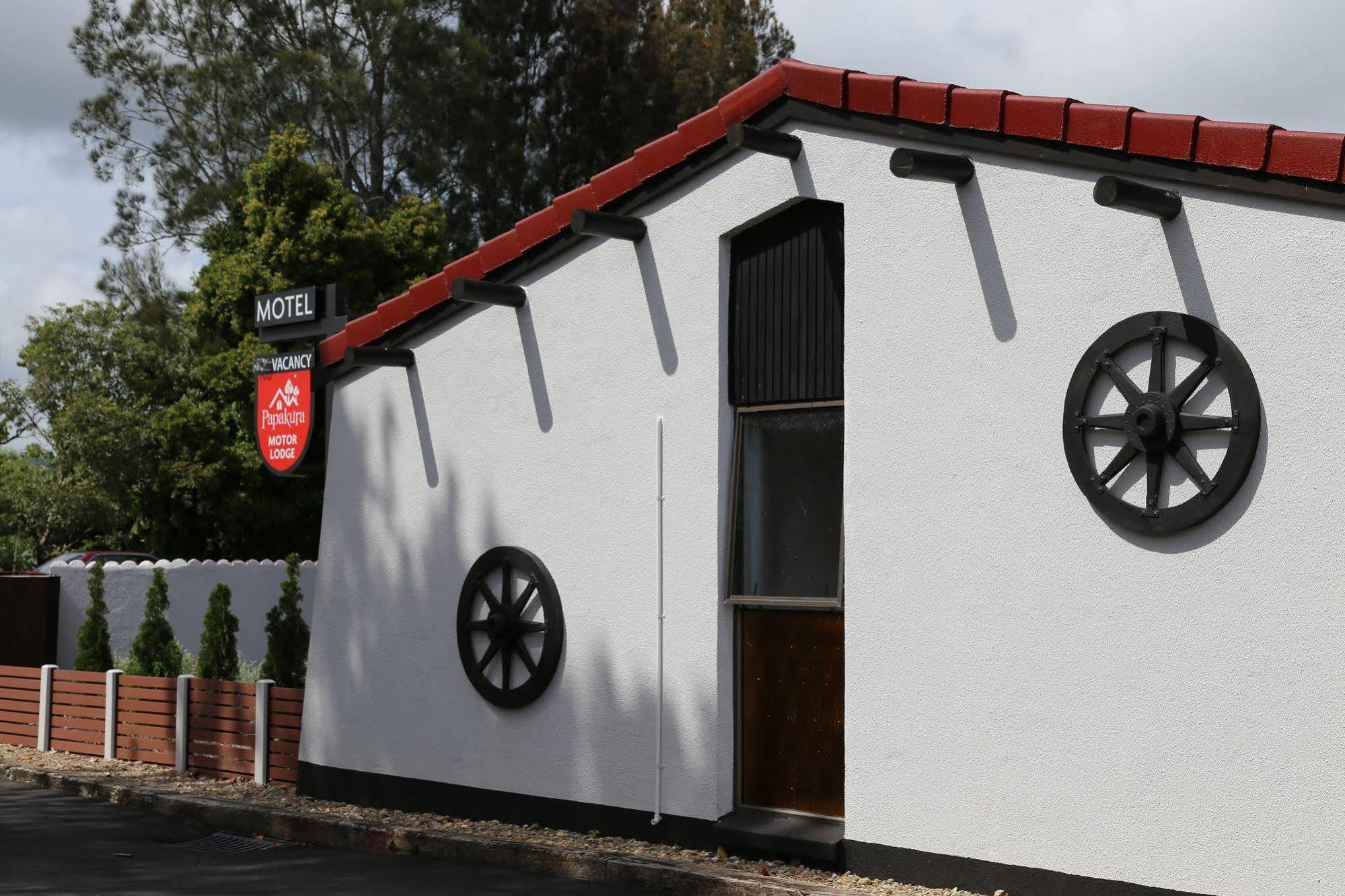 Papakura Motor Lodge & Motel Exterior foto